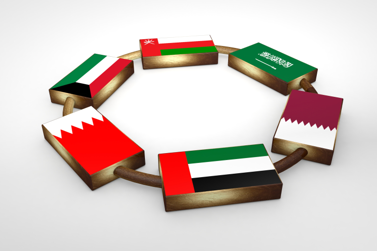 “وطني أولًا”.. عن سيادة التعصب القومي بالخليج