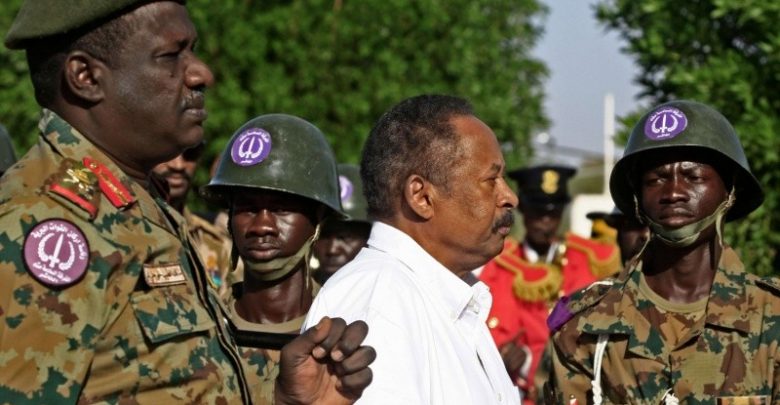 انقلاب عسكري شرس بالسودان والقوى الثورية تدعو النزول إلى  الشارع بعد موجة الاعتقالات