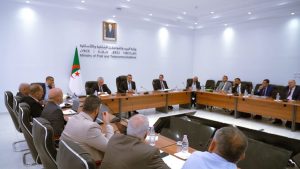 وزير البريد يدعو إلى مضاعفة الجهود لتحسين جودة خدمات الاتصالات عبر الوطن