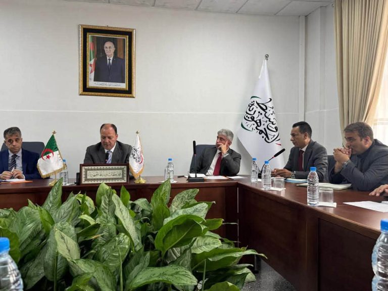 وسيط الجمهورية يترأس اجتماعا تنسيقيا بمقر الهيئة