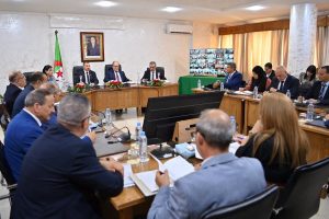 تعليمات صارمة من الوزير الأول قبل الدخول الاجتماعي