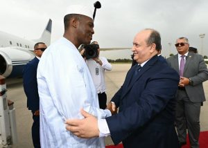 Arrivée à Alger du Premier ministre, chef du Gouvernement du Mali pour une visite de travail